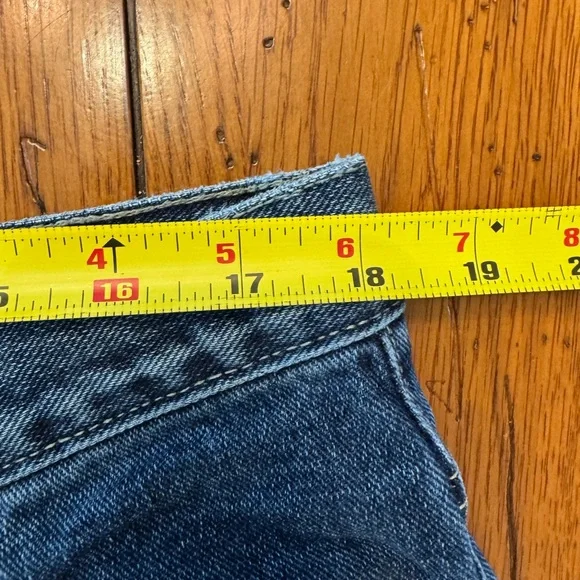 Vintage St. John's Bay Women's Relaxed Fit Jeans - 100% cotton size 18 - Picture 5 of 7